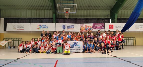 Szkoła podstwowa nr 2 w Łowiczu organizatorem zawodów finału wojewódzkiego „lekkoatletyka z orlika”